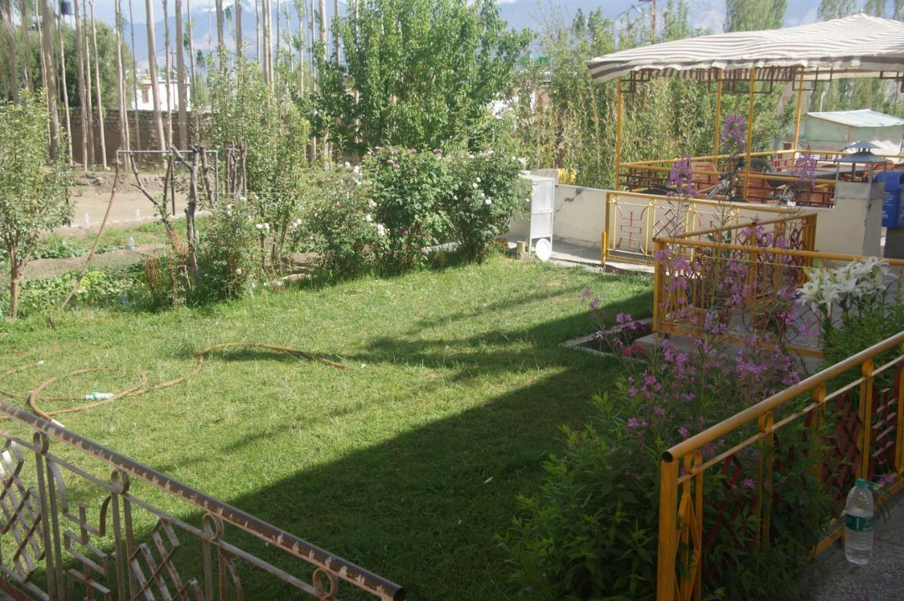 Chandan Guest House Leh Zewnętrze zdjęcie