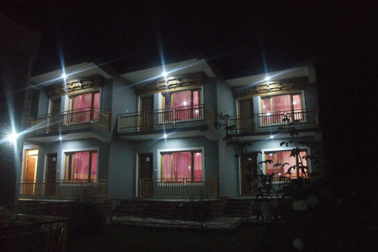 Chandan Guest House Leh Zewnętrze zdjęcie