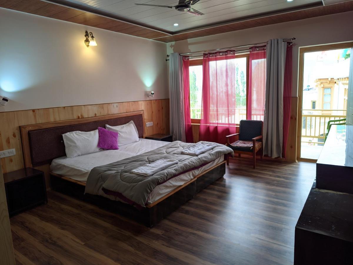 Chandan Guest House Leh Zewnętrze zdjęcie