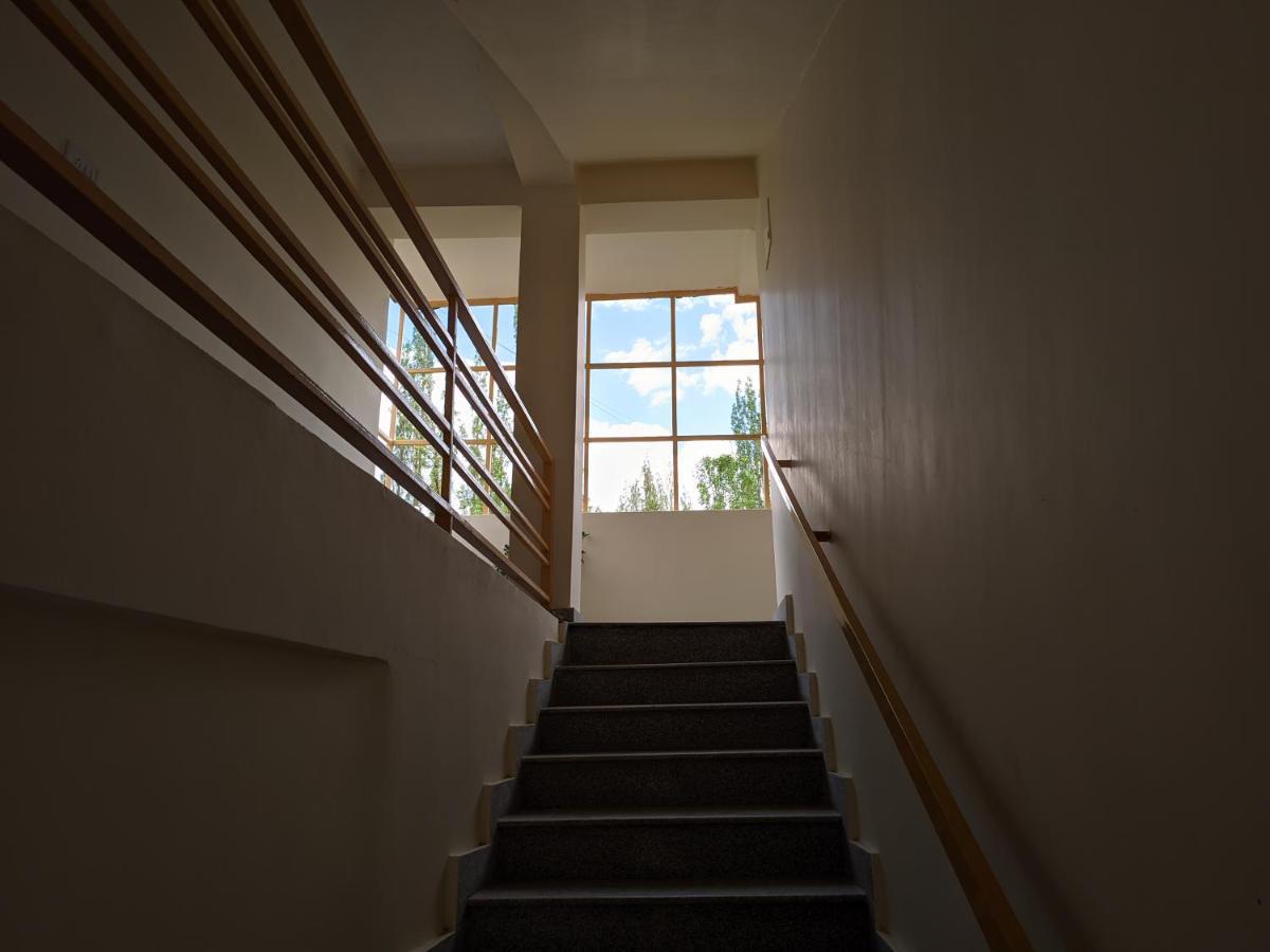 Chandan Guest House Leh Zewnętrze zdjęcie